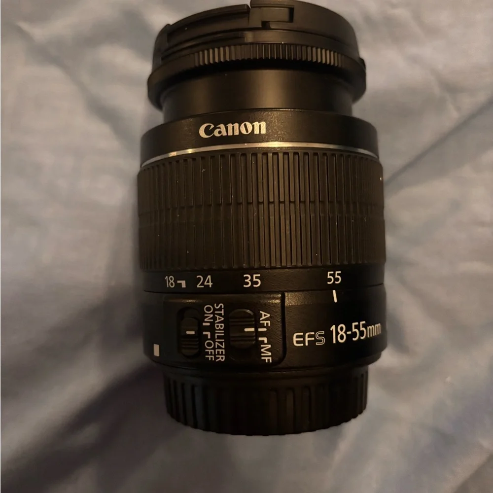 Canon EF-S 18-55mm f/3.5-5.6 IS II Zoom Lens - Image Stabilization